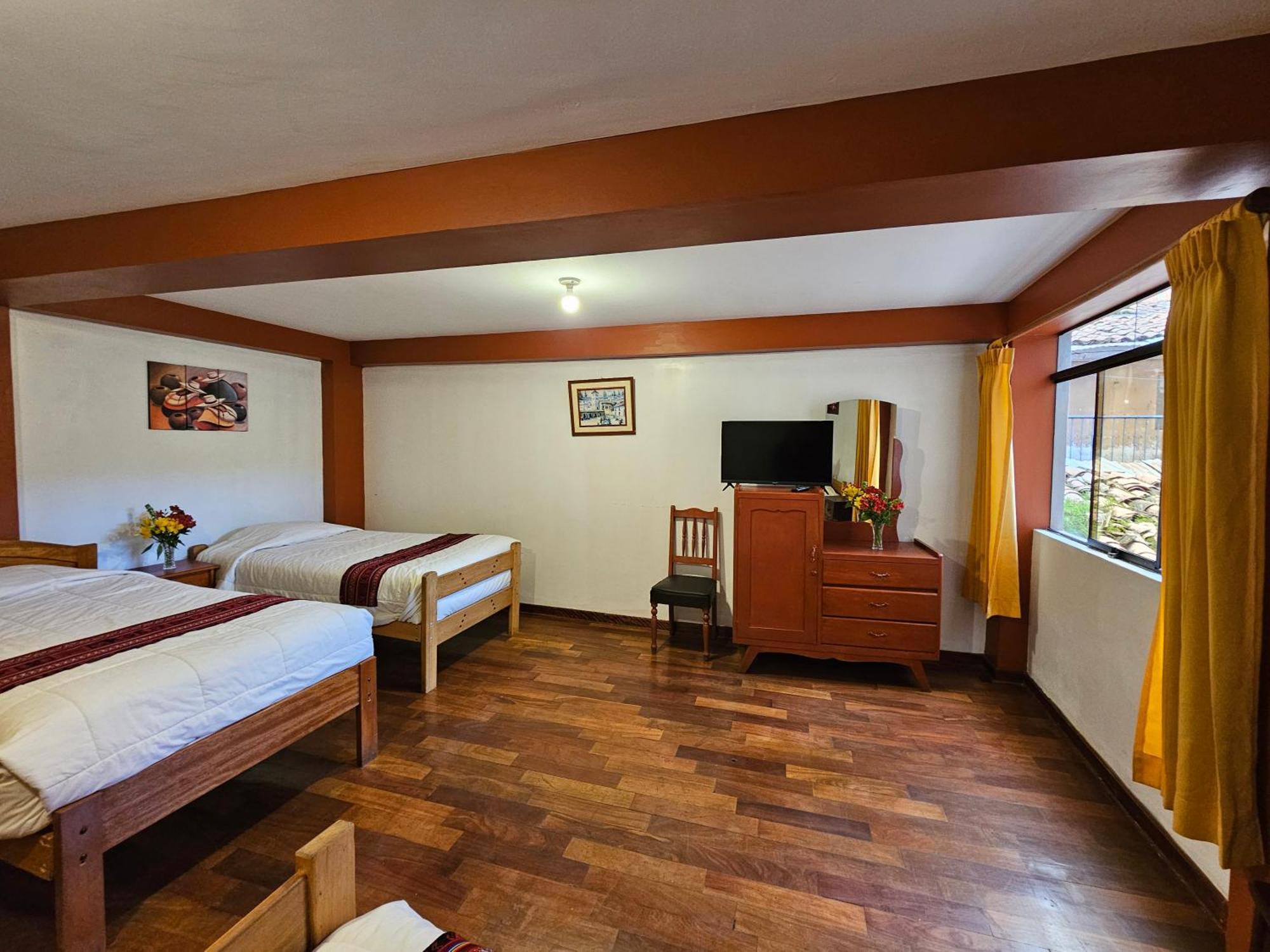 Hostal Con Vista A La Ciudad Santa Ana Cuzco Exterior foto